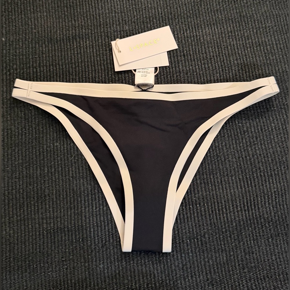 ✨ NEW WITH TAGS!✨ LSpace Seam-Free Color Block Camacho Bikini Bottom, size S